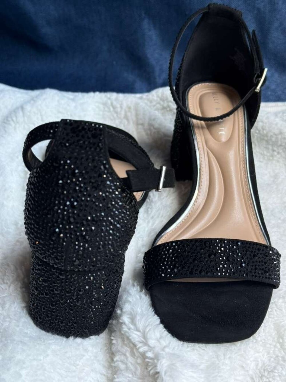 Size 8M - Kelly & Katie Marybel Black Rhinestone Block Heel Sandals NWOT